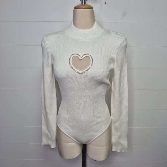 Guess Rhinestone Heart Cutout Ribbed Bodysuit Size M - Picture 3 of 12